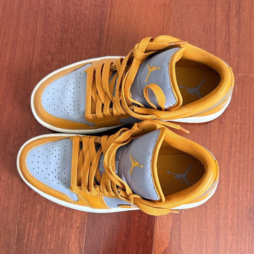 Nike Air Jordan 1 Low Womens Sneakers in Yellow and Light Gray